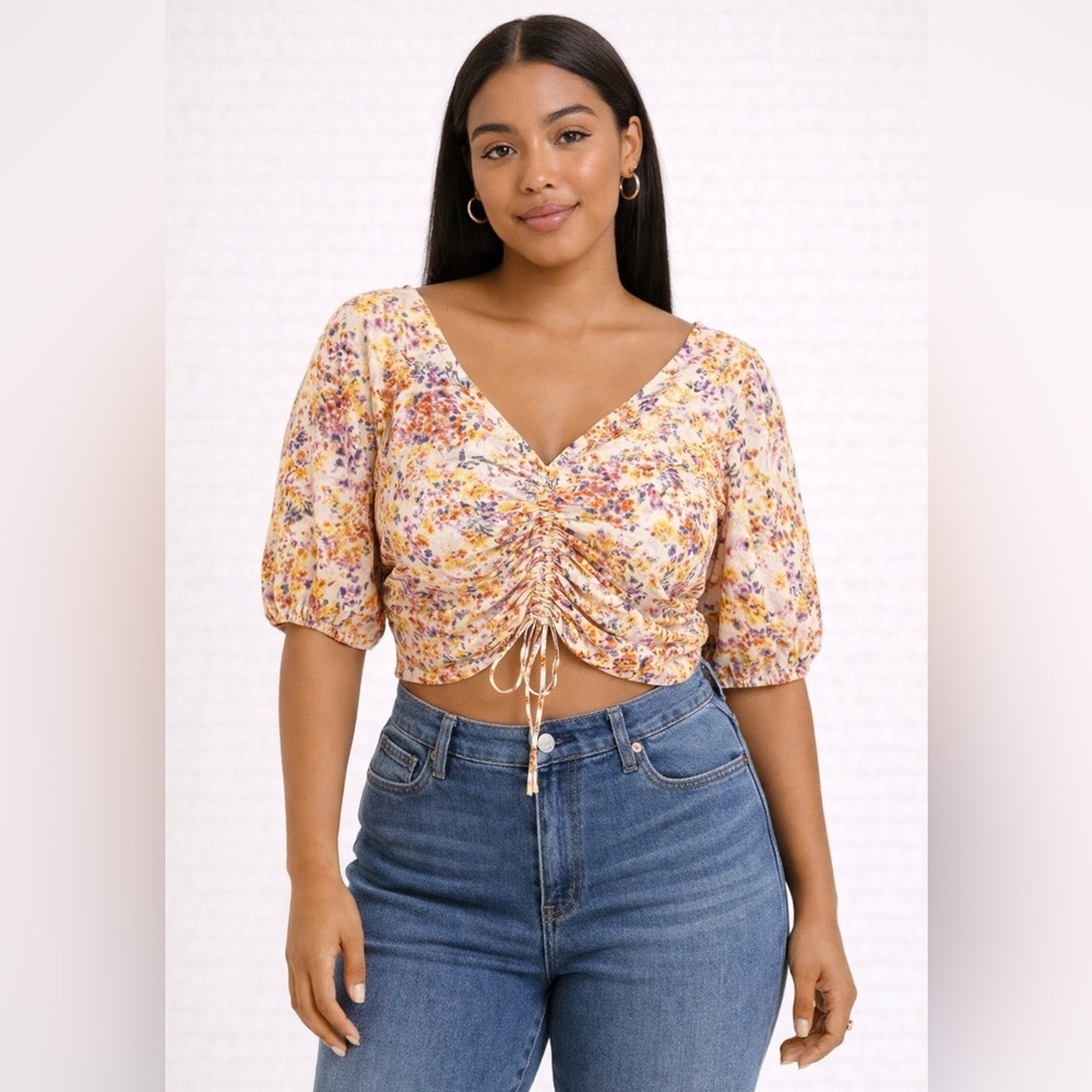 Floral Ruched Women's Crop Top